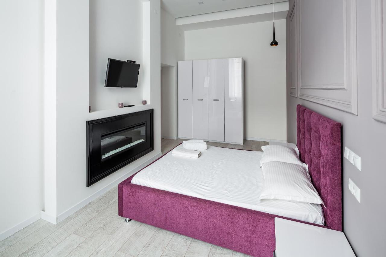 Leogrand Deluxe Apartments On Horodotska 33 Lviv Dış mekan fotoğraf